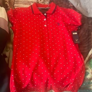 A women red nd white U.S polo assn. size ( M)